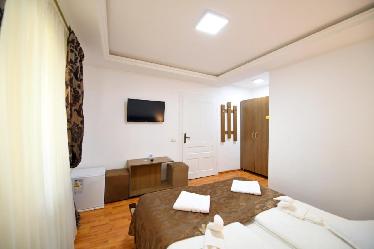 Ferienwohnung Casa Mirandre Haţeg Exterior foto