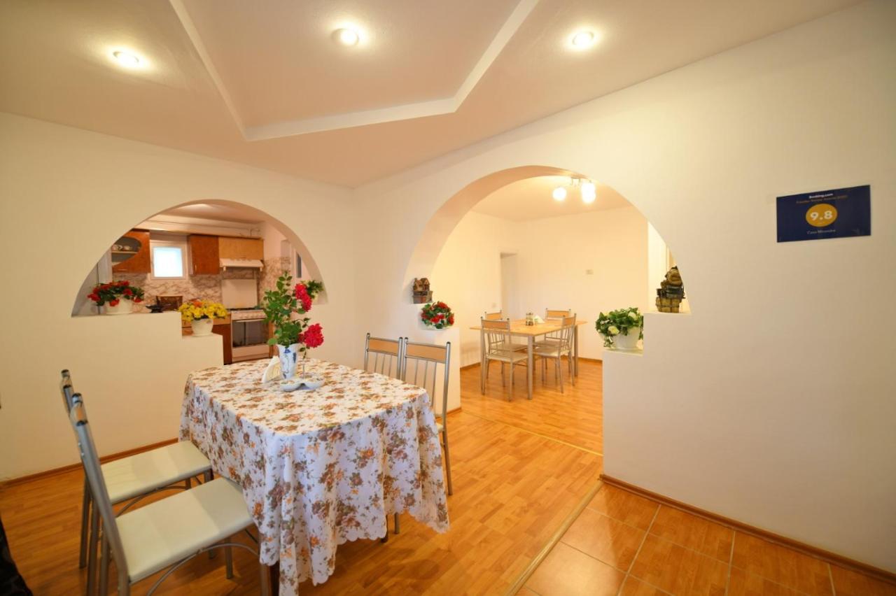 Ferienwohnung Casa Mirandre Haţeg Exterior foto