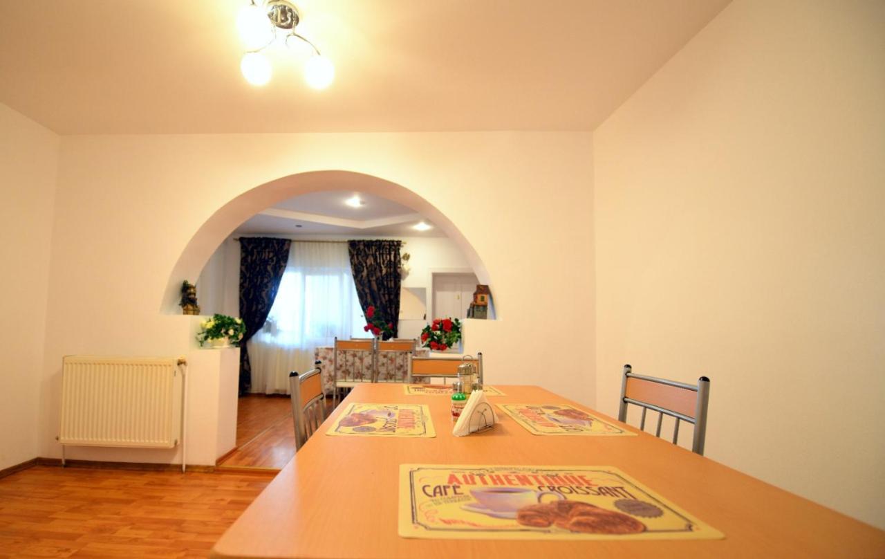Ferienwohnung Casa Mirandre Haţeg Exterior foto